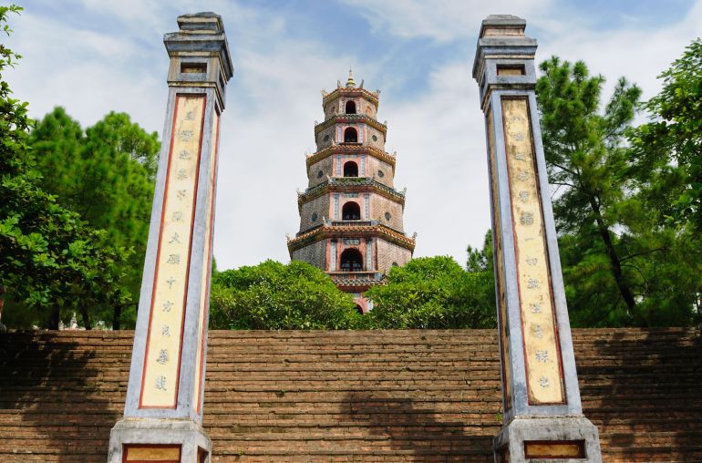 Thien Mu Pagoda 
