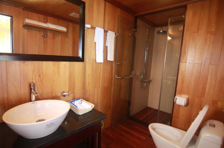 Bathroom Luxury Cabin