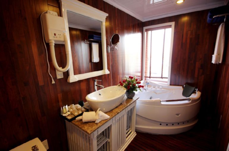 Bathroom Junior Cabin