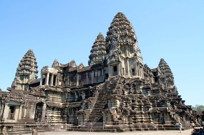 Angkor Wat - Top choice hindu temple in temples of Angkor 