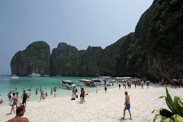 Ti Top beach the most 7 charming beaches of Ha Long