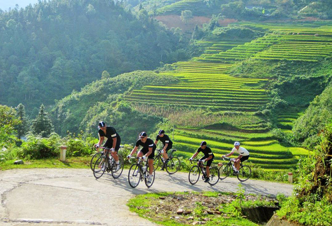 Sapa full day cycling tour